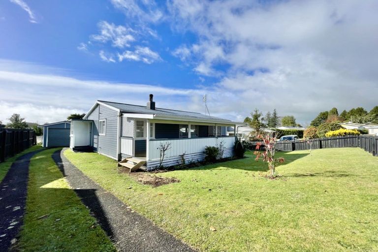 Photo of property in 25 Esk Crescent, Tokoroa, 3420