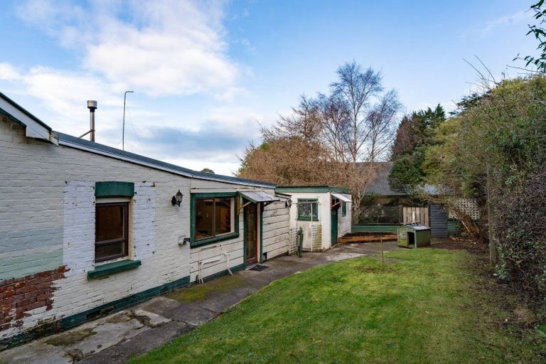 Photo of property in 31 Taupo Street, Ravensbourne, Dunedin, 9022