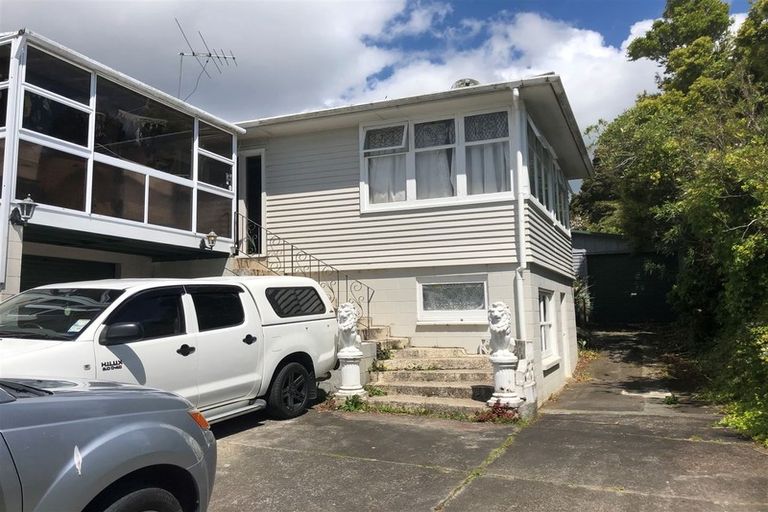 Photo of property in 32 Millbrook Road, Henderson, Auckland, 0612