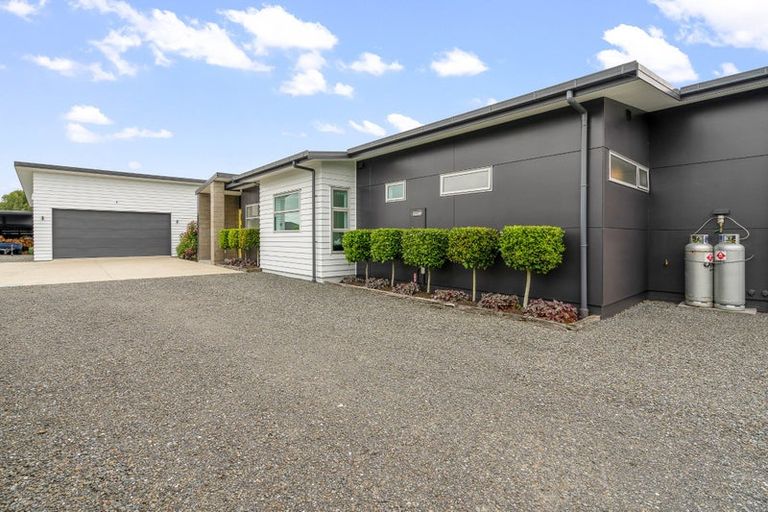 Photo of property in 11 Majestic Chance, Seaward Bush, Invercargill, 9812