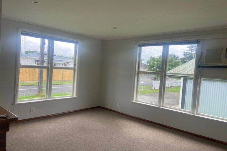 Photo of property in 2 Takahe Street, Frankton, Hamilton, 3204