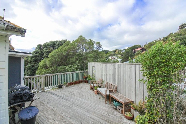 Photo of property in 1 Sidlaw Street, Strathmore Park, Wellington, 6022