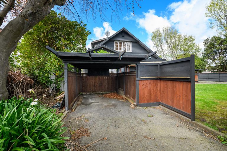 Photo of property in 348 College Street, West End, Palmerston North, 4410