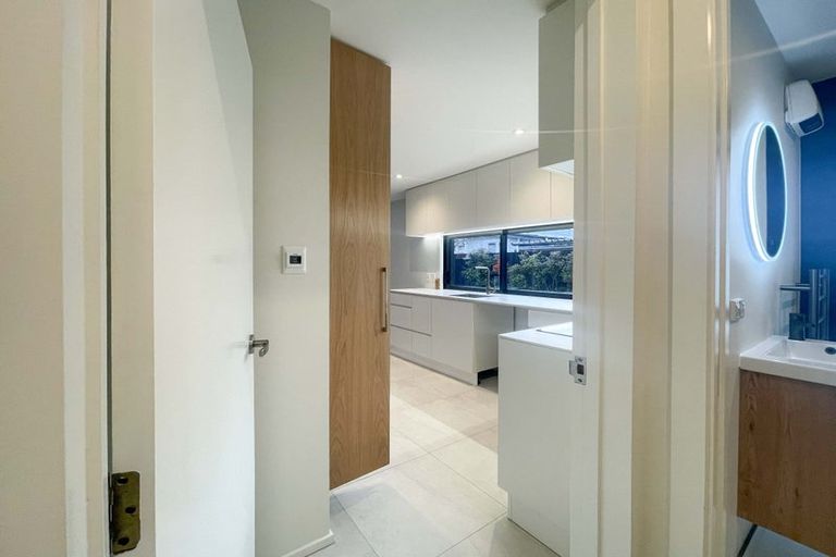 Photo of property in 8a Roa Road, Fendalton, Christchurch, 8041