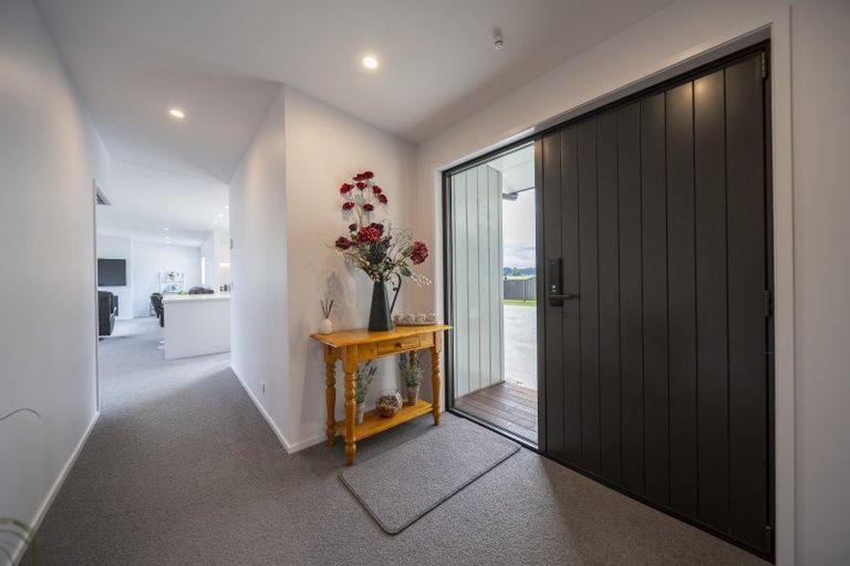Photo of property in 43 South Arm Drive, Te Anau, 9600