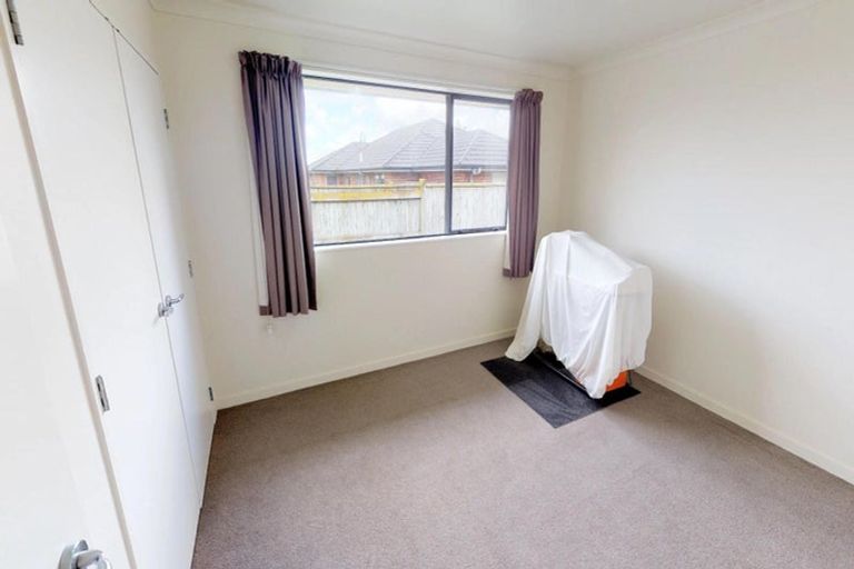 Photo of property in 16 Masefield Terrace, Kelvin Grove, Palmerston North, 4414