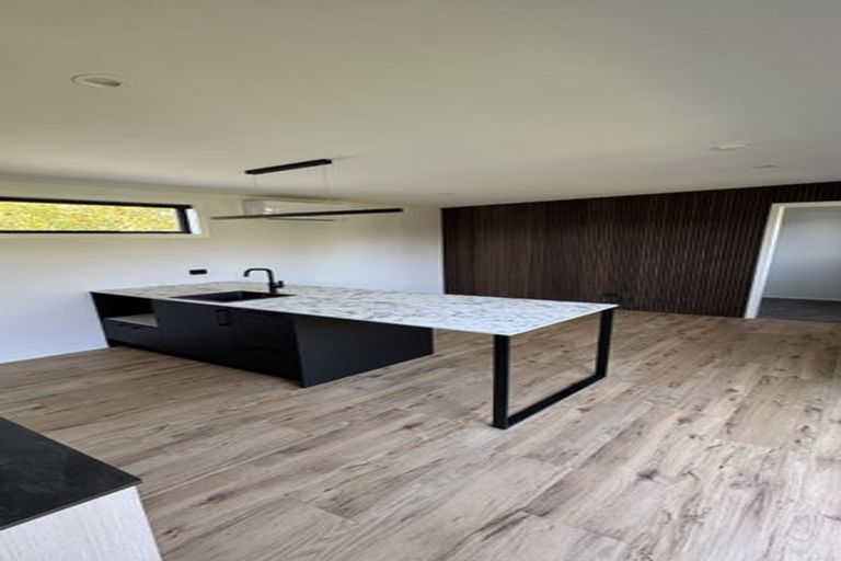 Photo of property in 138-142 Tenby Street, Wanaka, 9305