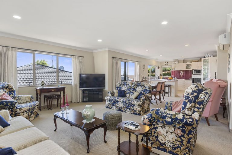 Photo of property in 10 Verona Way, Judea, Tauranga, 3110