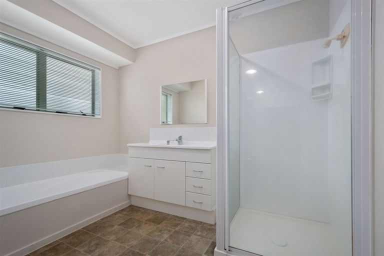 Photo of property in 61 Olympus Grove, Papamoa Beach, Papamoa, 3118