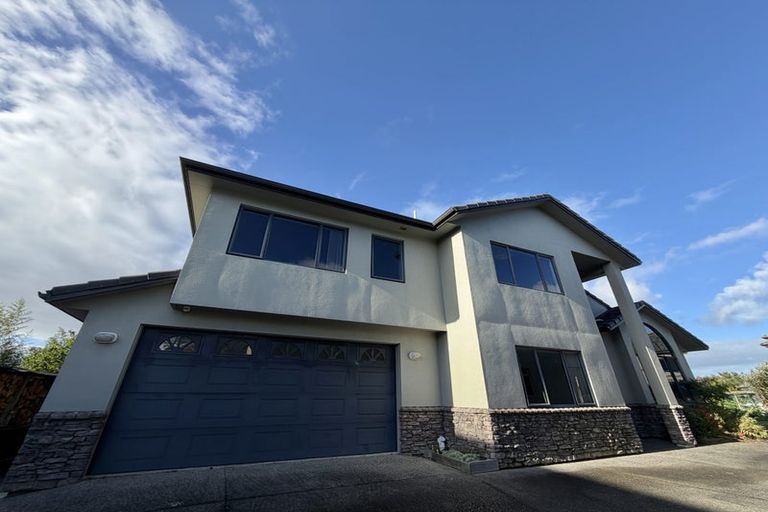 Photo of property in 133a Redoubt Road, Goodwood Heights, Auckland, 2105