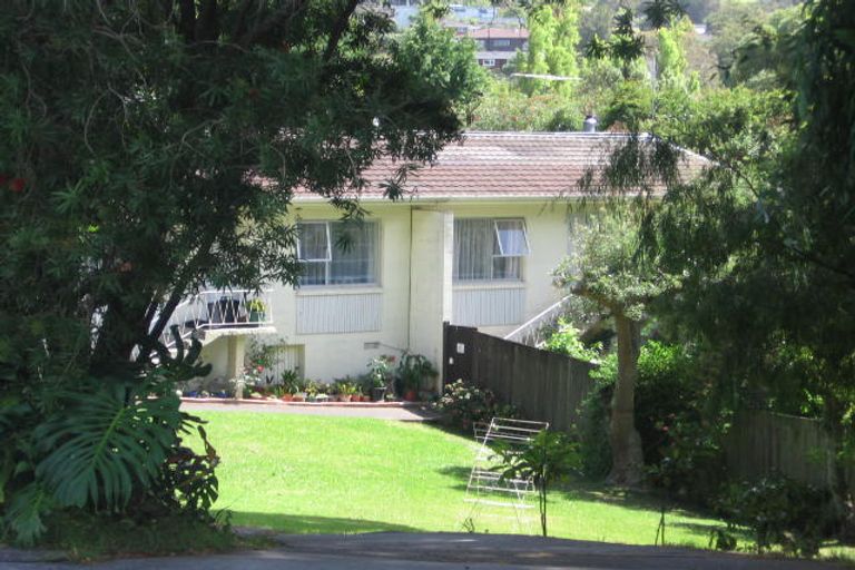 Photo of property in 2/34 Ludlow Terrace, Totara Vale, Auckland, 0627