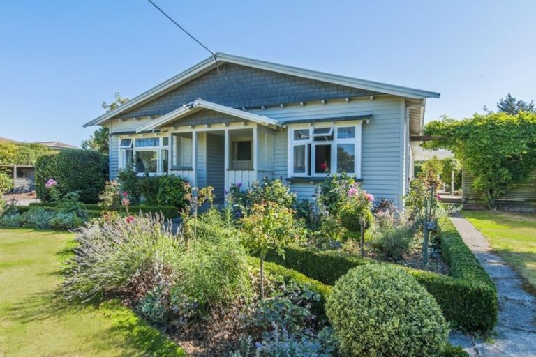 Photo of property in 4 Thornton Street, Darfield, 7510