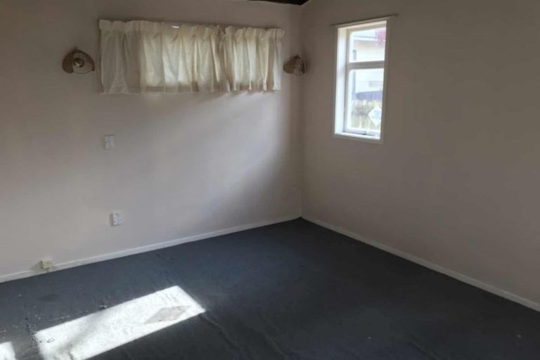 Photo of property in 141a May Road, Mount Roskill, Auckland, 1041