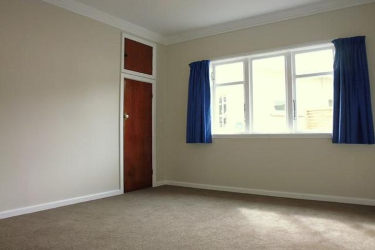 Photo of property in 8 Burnside Street, Waterloo, Lower Hutt, 5011