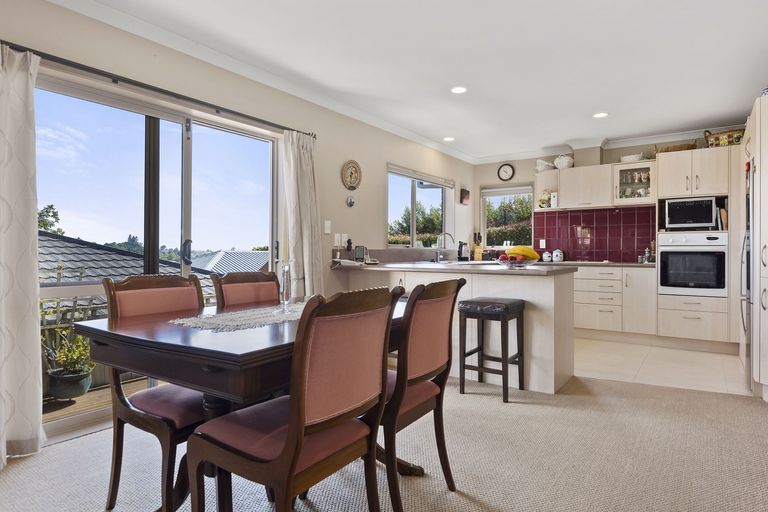 Photo of property in 10 Verona Way, Judea, Tauranga, 3110