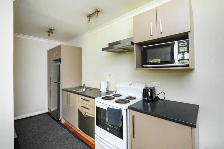 Photo of property in 348 College Street, West End, Palmerston North, 4410