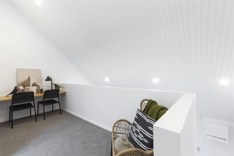 Photo of property in 2/24 Rookwood Avenue, New Brighton, Christchurch, 8083