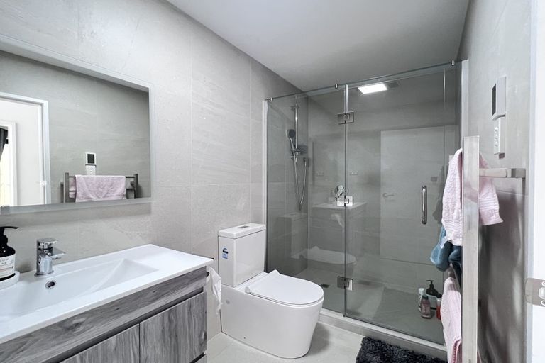 Photo of property in 7 Desalt Drive, Hobsonville, Auckland, 0616