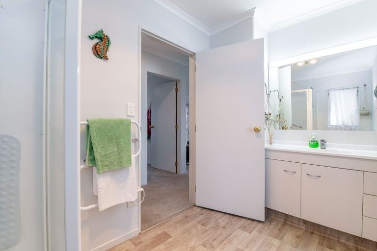 Photo of property in 285 Vaughan Road, Owhata, Rotorua, 3010