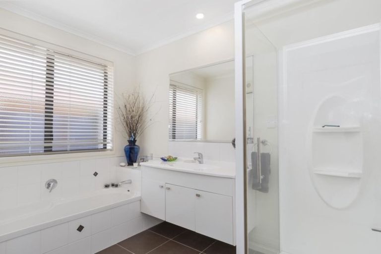 Photo of property in 120 Longview Drive, Papamoa Beach, Papamoa, 3118