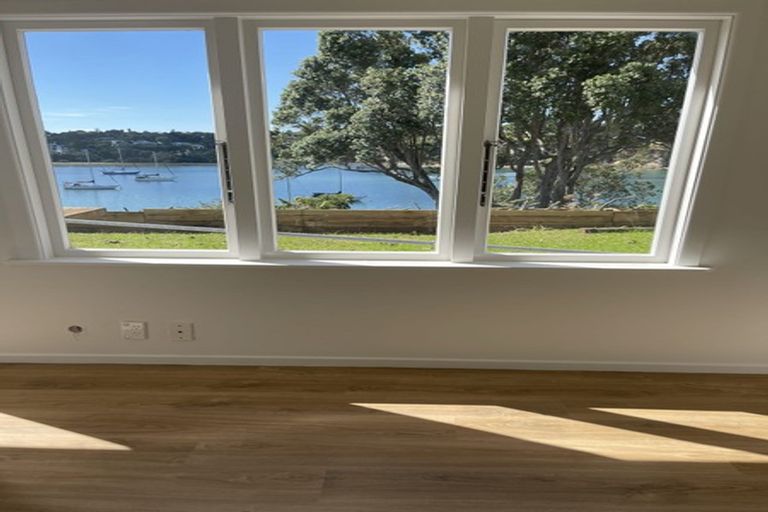 Photo of property in 113 Ferry Parade, Herald Island, Auckland, 0618