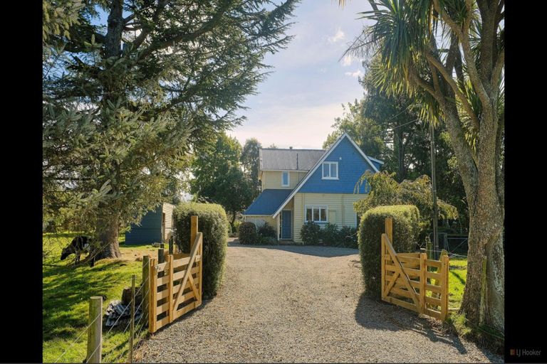 Photo of property in 104 School Road, Pleasant Valley, Geraldine, 7991