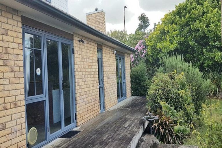 Photo of property in 16 Pebble Beach Boulevard, Te Kamo, Whangarei, 0112