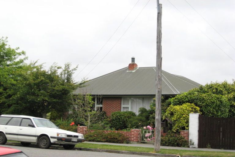 Photo of property in 15 Nortons Road, Avonhead, Christchurch, 8042