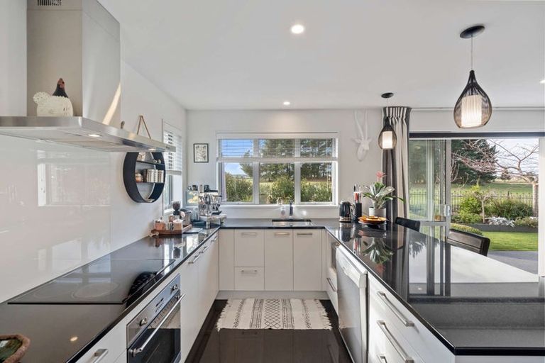 Photo of property in 514 Bower Avenue, Parklands, Christchurch, 8083