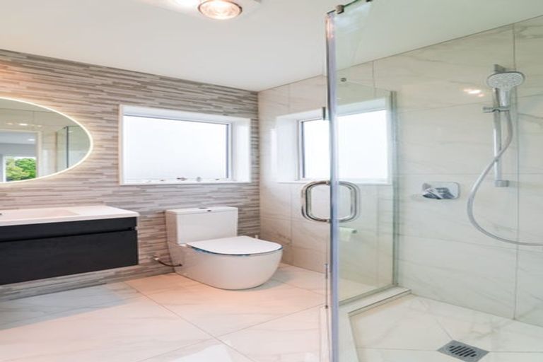 Photo of property in 126b Coronation Road, Hillcrest, Auckland, 0627