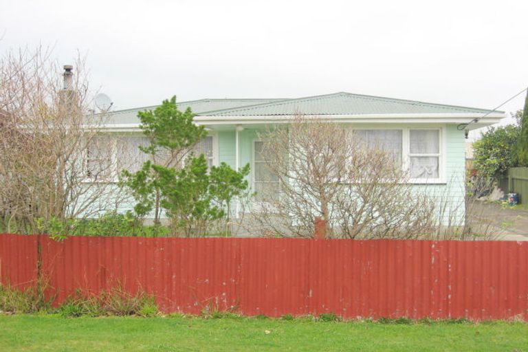 Photo of property in 636 Queen Street East, Levin, 5510