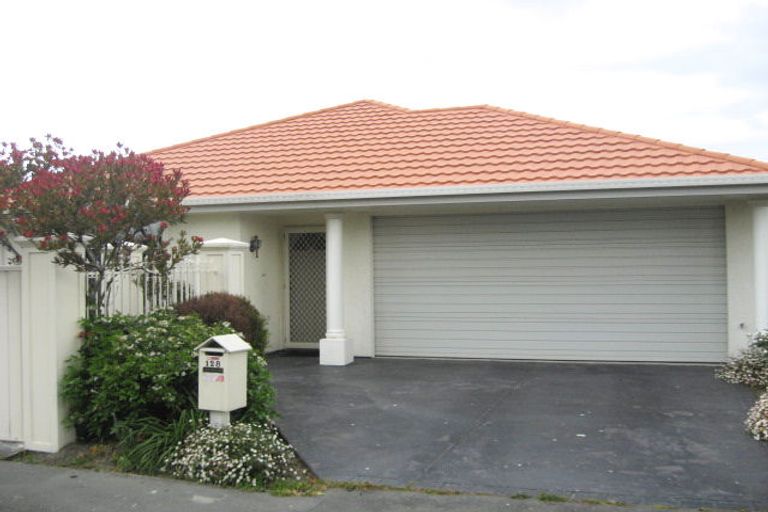 Photo of property in 2/128 Highsted Road, Casebrook, Christchurch, 8051