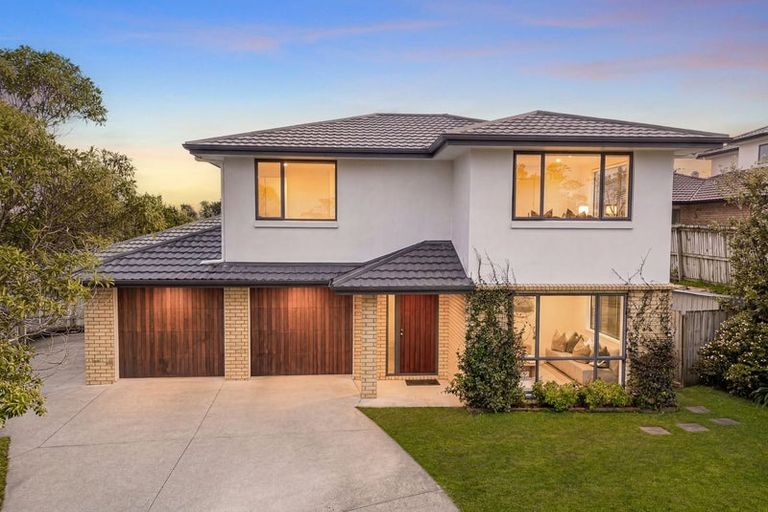 Photo of property in 45 Kittiwake Drive, Schnapper Rock, Auckland, 0632