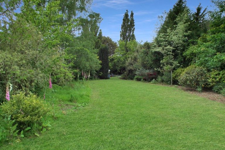 Photo of property in 37 Bluff Hill Road, Waianakarua, Oamaru, 9495