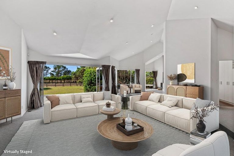 Photo of property in 296 Oaia Road, Muriwai, Waimauku, 0881