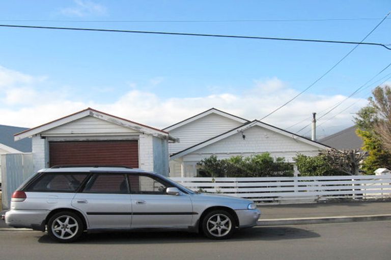 Photo of property in 53 Overtoun Terrace, Hataitai, Wellington, 6021