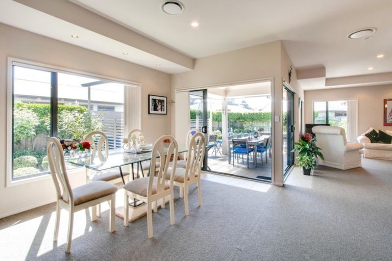 Photo of property in 21 Merlot Drive, Greenmeadows, Napier, 4112