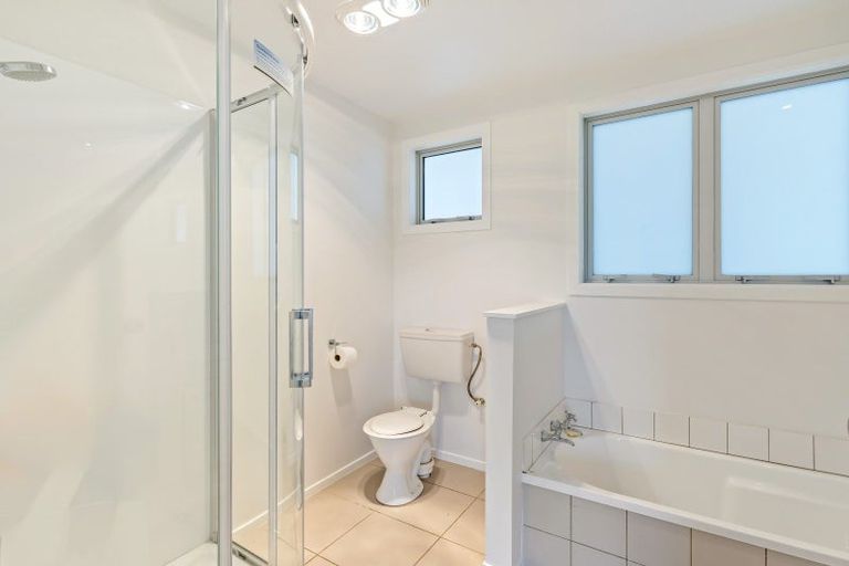 Photo of property in 6b Sharda Grove, Paraparaumu Beach, Paraparaumu, 5032