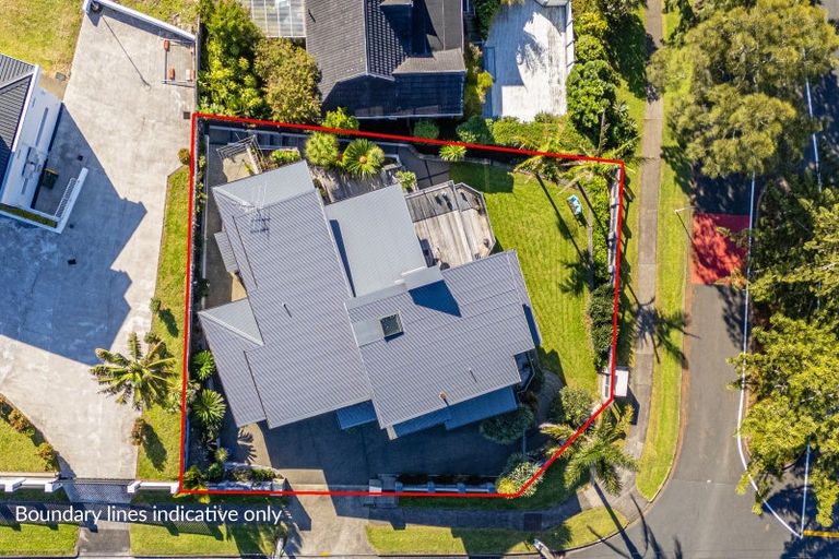 Photo of property in 154 Sandspit Road, Shelly Park, Auckland, 2014