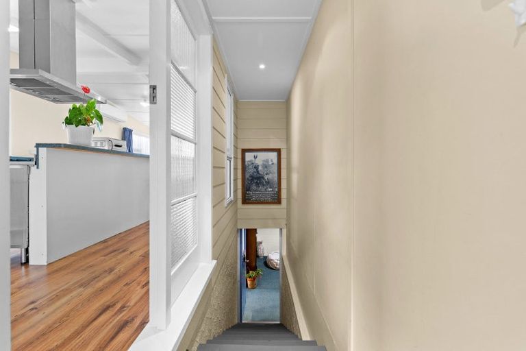 Photo of property in 9 Hampden Street, Awapuni, Palmerston North, 4412