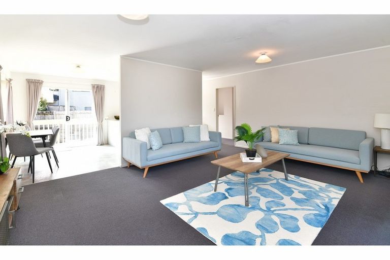 Photo of property in 1/607 Whangaparaoa Road, Stanmore Bay, Whangaparaoa, 0932