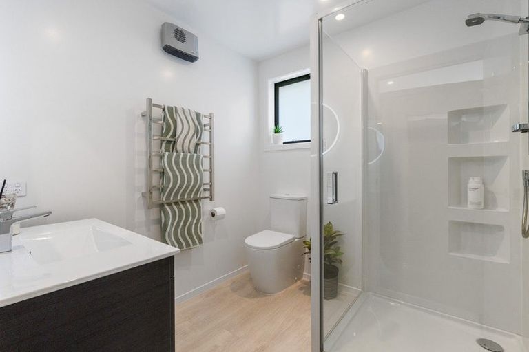 Photo of property in 211 Wingatui Road, Mosgiel, 9024