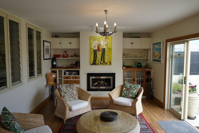 Photo of property in 153 Emerson Street, Napier South, Napier, 4110