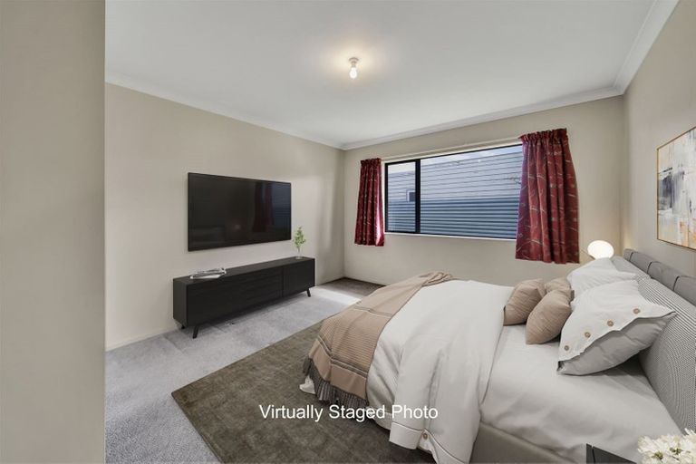 Photo of property in 6b Vogel Street, Hawera, 4610