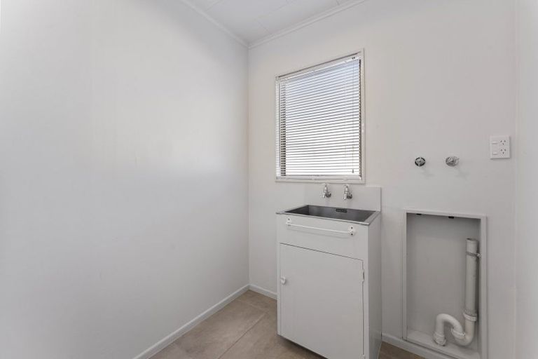 Photo of property in 2/8 Parker Avenue, Levin, 5510