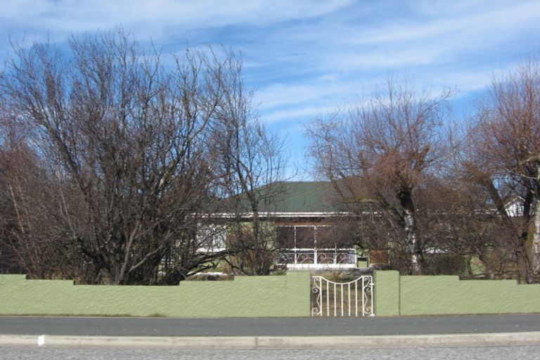 Photo of property in 72 Caulfeild Street, Ranfurly, 9332