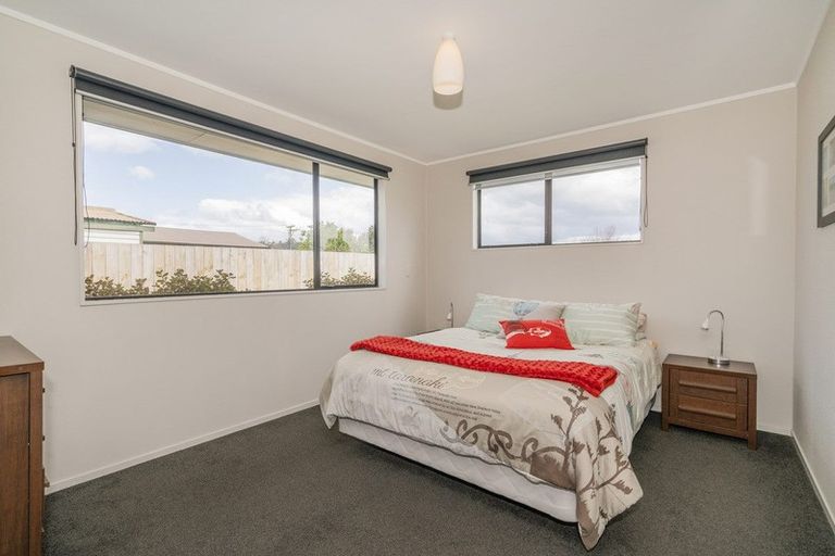 Photo of property in 1 Cholmondeley Crescent, Whitianga, 3510