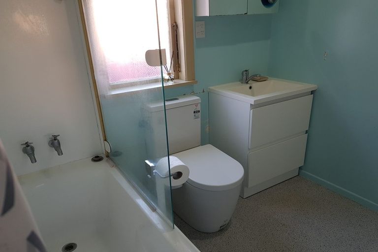 Photo of property in 16 Trafalgar Street, Johnsonville, Wellington, 6037