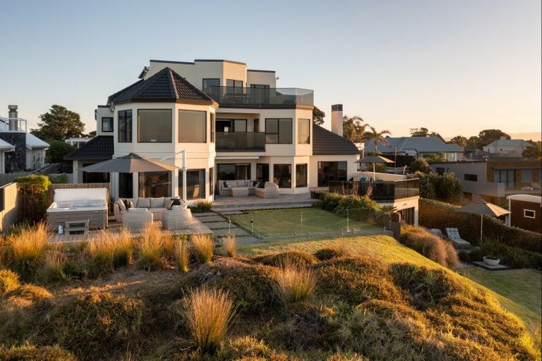 Photo of property in 171 Oceanbeach Road, Mount Maunganui, 3116