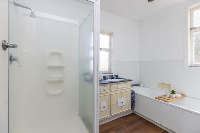 Photo of property in 17 Bettina Road, Fairfield, Hamilton, 3214